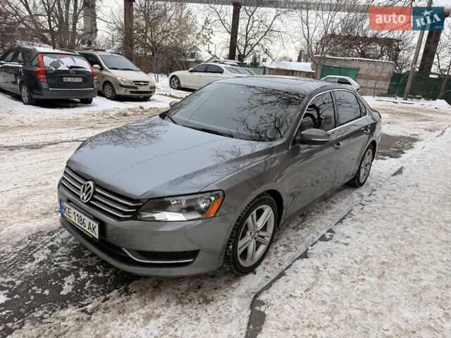 Серый Фольксваген Пассат, объемом двигателя 2.48 л и пробегом 146 тыс. км за 8900 $, фото 1 на Automoto.ua
