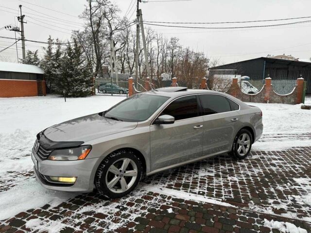 Серый Фольксваген Пассат, объемом двигателя 2.5 л и пробегом 250 тыс. км за 9500 $, фото 1 на Automoto.ua