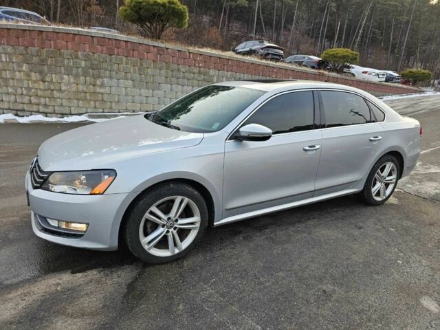 Сірий Фольксваген Пассат, об'ємом двигуна 2 л та пробігом 173 тис. км за 3200 $, фото 1 на Automoto.ua