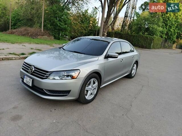 Серый Фольксваген Пассат, объемом двигателя 2.49 л и пробегом 130 тыс. км за 10500 $, фото 1 на Automoto.ua
