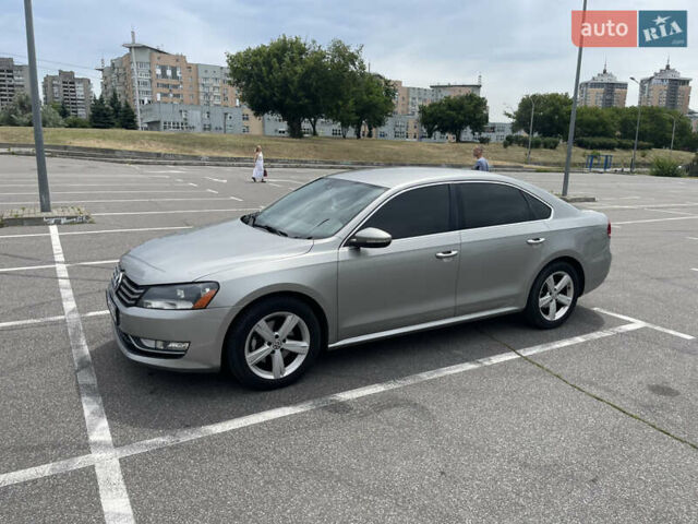 Сірий Фольксваген Пассат, об'ємом двигуна 2.5 л та пробігом 196 тис. км за 10500 $, фото 1 на Automoto.ua