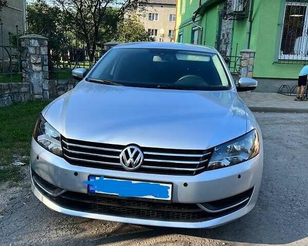 Серый Фольксваген Пассат, объемом двигателя 2.48 л и пробегом 140 тыс. км за 11700 $, фото 1 на Automoto.ua