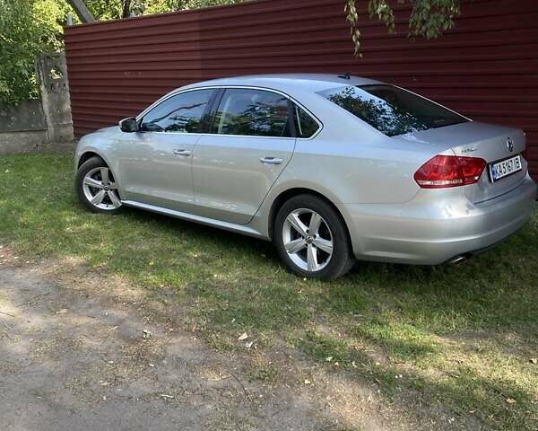 Сірий Фольксваген Пассат, об'ємом двигуна 2.5 л та пробігом 142 тис. км за 11300 $, фото 1 на Automoto.ua