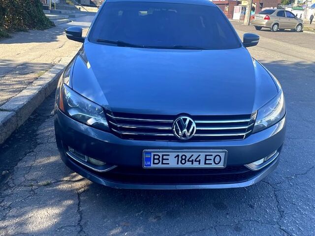 Серый Фольксваген Пассат, объемом двигателя 2.5 л и пробегом 119 тыс. км за 12200 $, фото 1 на Automoto.ua