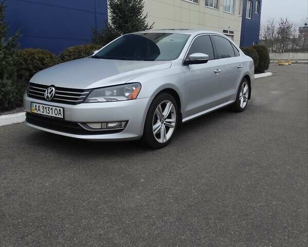 Серый Фольксваген Пассат, объемом двигателя 1.8 л и пробегом 208 тыс. км за 10700 $, фото 1 на Automoto.ua