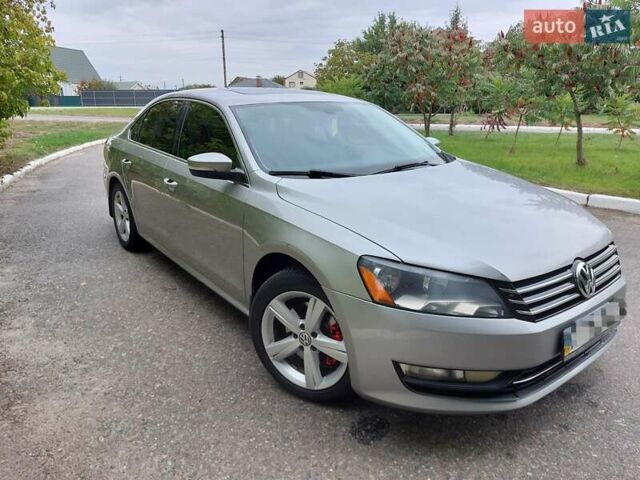 Серый Фольксваген Пассат, объемом двигателя 2.48 л и пробегом 219 тыс. км за 9800 $, фото 1 на Automoto.ua