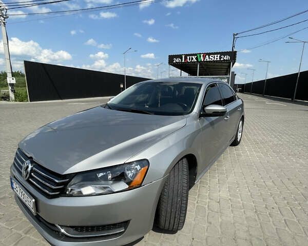 Сірий Фольксваген Пассат, об'ємом двигуна 2.5 л та пробігом 221 тис. км за 11300 $, фото 1 на Automoto.ua