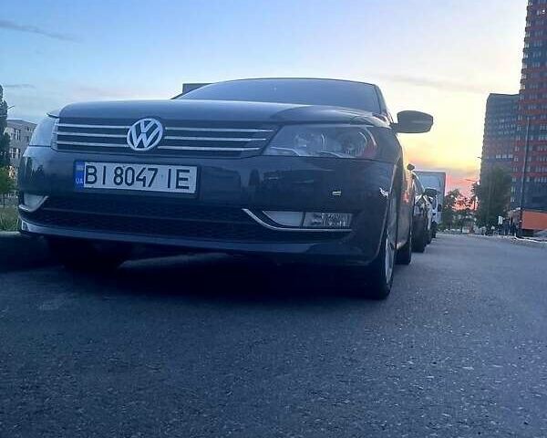 Сірий Фольксваген Пассат, об'ємом двигуна 1.8 л та пробігом 273 тис. км за 10500 $, фото 1 на Automoto.ua
