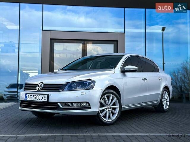 Серый Фольксваген Пассат, объемом двигателя 1.8 л и пробегом 154 тыс. км за 12200 $, фото 1 на Automoto.ua