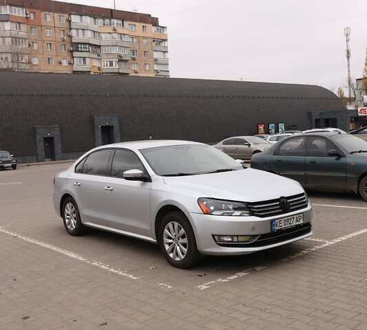 Серый Фольксваген Пассат, объемом двигателя 1.8 л и пробегом 206 тыс. км за 9999 $, фото 1 на Automoto.ua