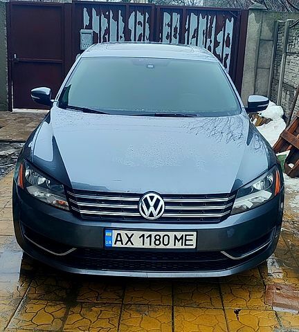 Серый Фольксваген Пассат, объемом двигателя 2 л и пробегом 28000 тыс. км за 9800 $, фото 1 на Automoto.ua