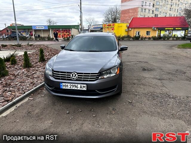 Серый Фольксваген Пассат, объемом двигателя 2 л и пробегом 20700 тыс. км за 12000 $, фото 1 на Automoto.ua