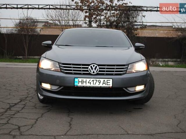Сірий Фольксваген Пассат, об'ємом двигуна 1.97 л та пробігом 235 тис. км за 12999 $, фото 1 на Automoto.ua