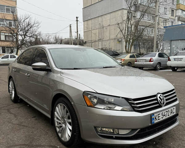 Серый Фольксваген Пассат, объемом двигателя 1.97 л и пробегом 186 тыс. км за 12500 $, фото 1 на Automoto.ua