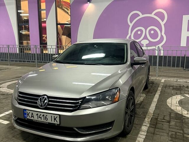 Серый Фольксваген Пассат, объемом двигателя 1.8 л и пробегом 214 тыс. км за 8500 $, фото 1 на Automoto.ua