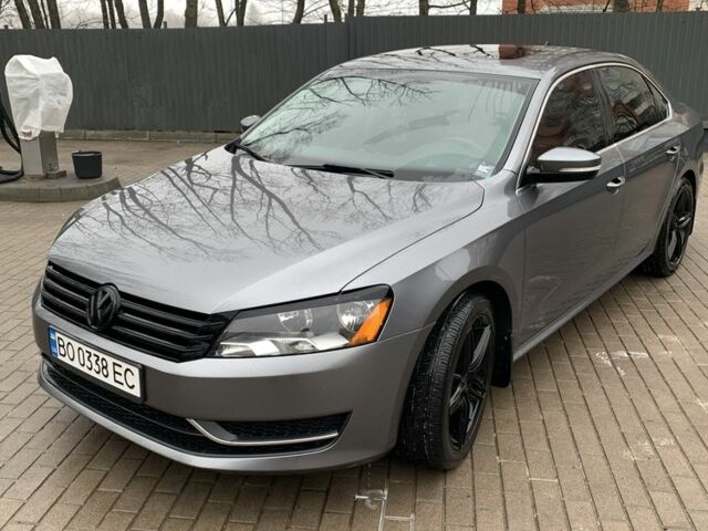 Сірий Фольксваген Пассат, об'ємом двигуна 2 л та пробігом 200 тис. км за 12000 $, фото 1 на Automoto.ua