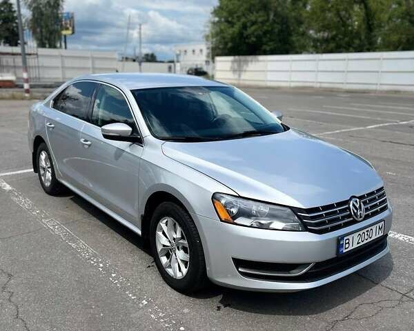 Серый Фольксваген Пассат, объемом двигателя 1.8 л и пробегом 199 тыс. км за 10950 $, фото 1 на Automoto.ua