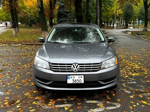 Серый Фольксваген Пассат, объемом двигателя 2 л и пробегом 205 тыс. км за 10500 $, фото 1 на Automoto.ua
