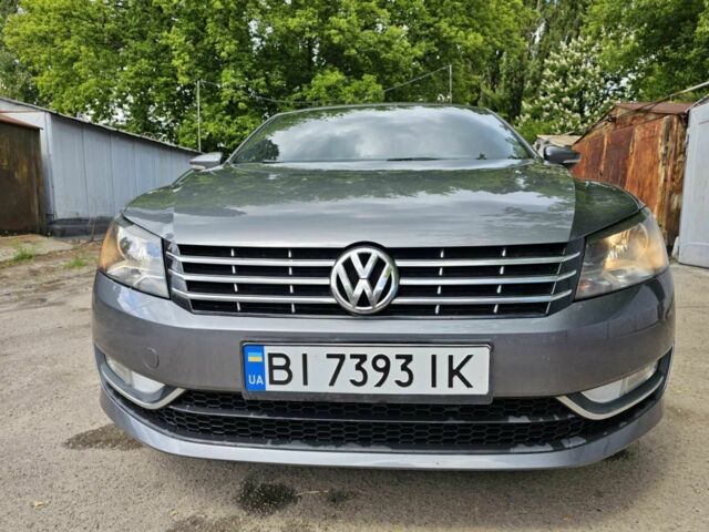 Фольксваген Пассат 2015 у Києві на Automoto.ua Сірий Фольксваген Пассат, об'ємом двигуна 2 л та пробігом 187 тис. км за 13500 $, фото 1 на Automoto.ua