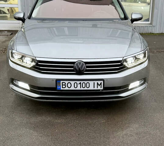 Серый Фольксваген Пассат, объемом двигателя 1.97 л и пробегом 225 тыс. км за 16800 $, фото 1 на Automoto.ua