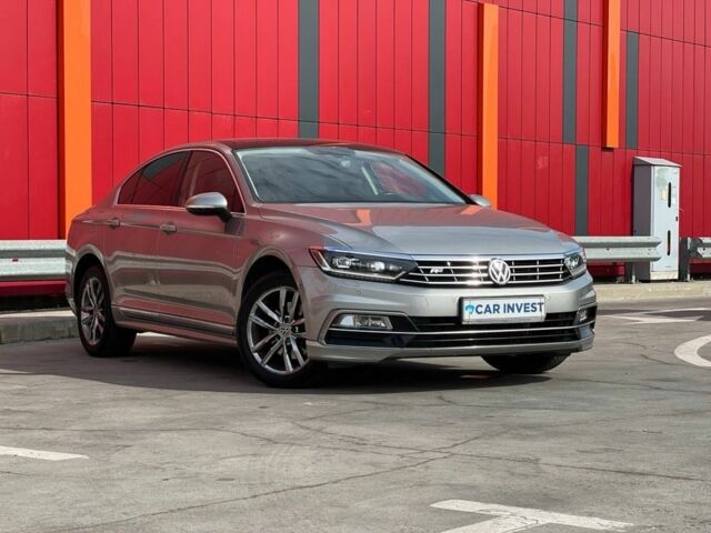 Серый Фольксваген Пассат, объемом двигателя 1.8 л и пробегом 250 тыс. км за 17900 $, фото 1 на Automoto.ua