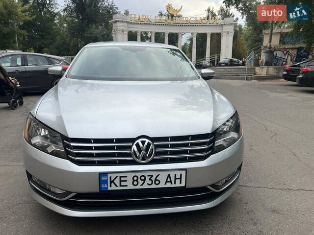 Серый Фольксваген Пассат, объемом двигателя 2 л и пробегом 213 тыс. км за 12800 $, фото 1 на Automoto.ua