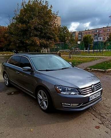 Сірий Фольксваген Пассат, об'ємом двигуна 1.8 л та пробігом 114 тис. км за 12000 $, фото 1 на Automoto.ua