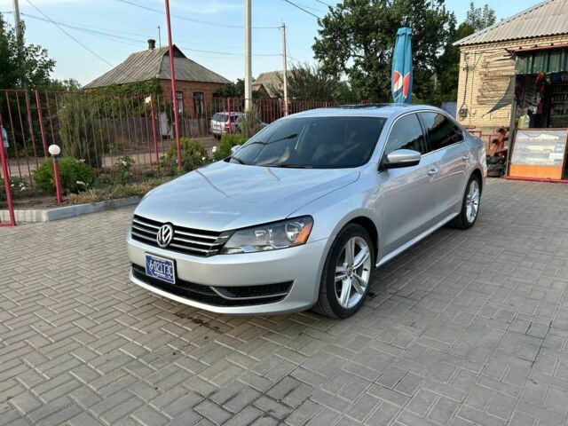 Сірий Фольксваген Пассат, об'ємом двигуна 2 л та пробігом 205 тис. км за 331 $, фото 1 на Automoto.ua