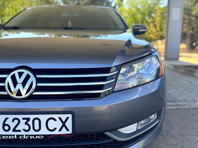 Серый Фольксваген Пассат, объемом двигателя 1.8 л и пробегом 14400 тыс. км за 10700 $, фото 1 на Automoto.ua