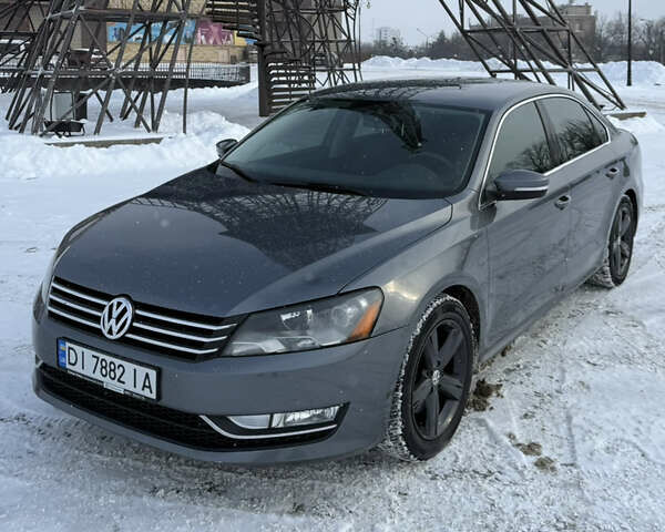 Сірий Фольксваген Пассат, об'ємом двигуна 1.8 л та пробігом 100 тис. км за 10900 $, фото 1 на Automoto.ua