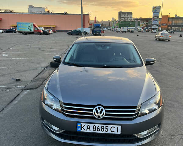 Сірий Фольксваген Пассат, об'ємом двигуна 1.78 л та пробігом 203 тис. км за 10000 $, фото 1 на Automoto.ua