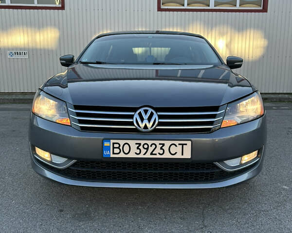 Сірий Фольксваген Пассат, об'ємом двигуна 1.8 л та пробігом 160 тис. км за 10500 $, фото 1 на Automoto.ua