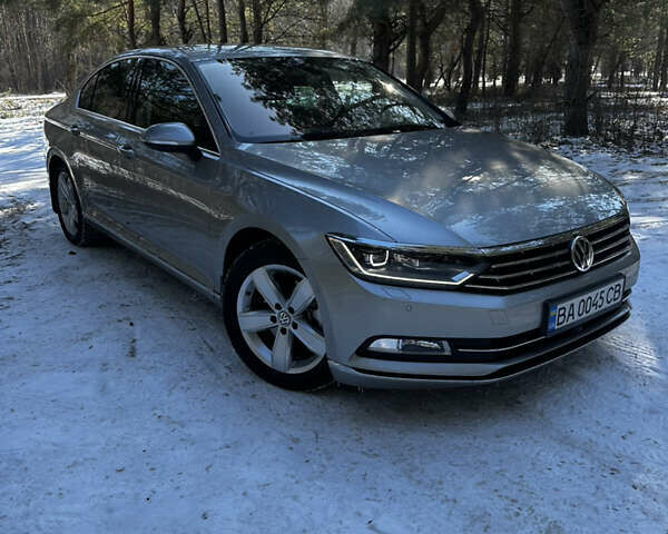 Серый Фольксваген Пассат, объемом двигателя 1.97 л и пробегом 190 тыс. км за 18700 $, фото 1 на Automoto.ua
