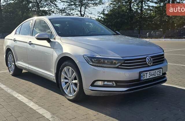 Сірий Фольксваген Пассат, об'ємом двигуна 1.78 л та пробігом 128 тис. км за 16900 $, фото 1 на Automoto.ua