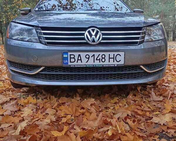 Серый Фольксваген Пассат, объемом двигателя 1.8 л и пробегом 250 тыс. км за 10700 $, фото 1 на Automoto.ua