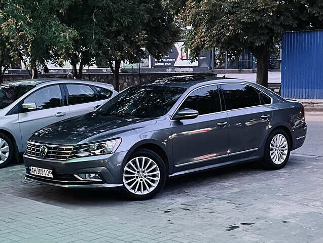 Сірий Фольксваген Пассат, об'ємом двигуна 1.8 л та пробігом 173 тис. км за 13800 $, фото 1 на Automoto.ua