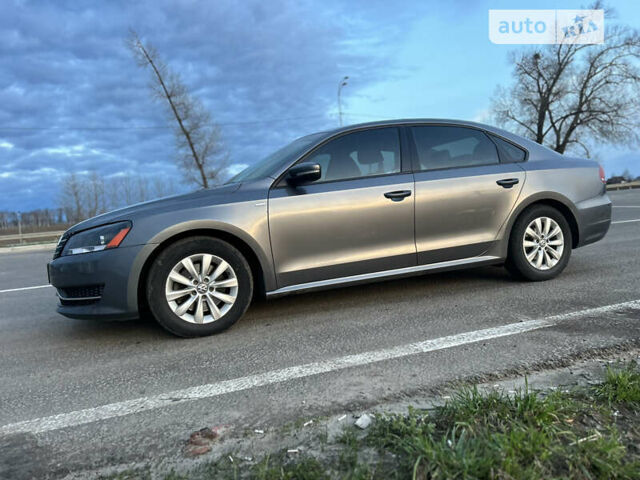 Сірий Фольксваген Пассат, об'ємом двигуна 1.8 л та пробігом 136 тис. км за 10500 $, фото 1 на Automoto.ua