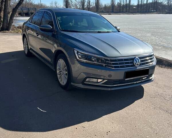 Сірий Фольксваген Пассат, об'ємом двигуна 1.8 л та пробігом 126 тис. км за 12499 $, фото 1 на Automoto.ua