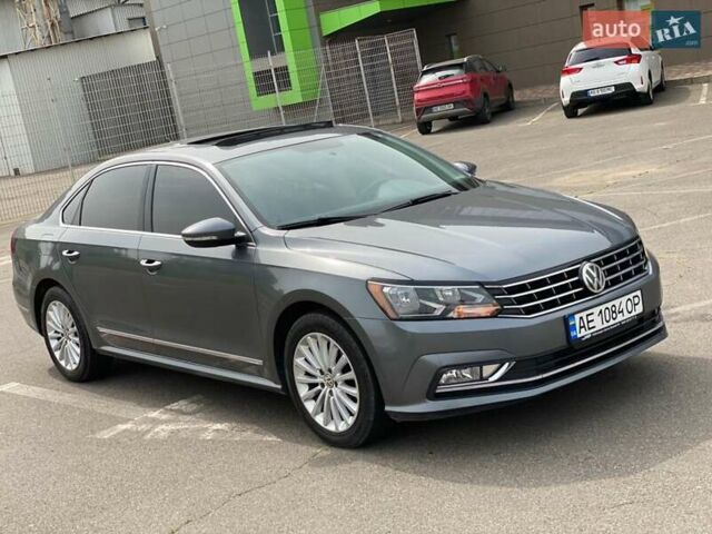 Сірий Фольксваген Пассат, об'ємом двигуна 1.8 л та пробігом 93 тис. км за 13000 $, фото 1 на Automoto.ua