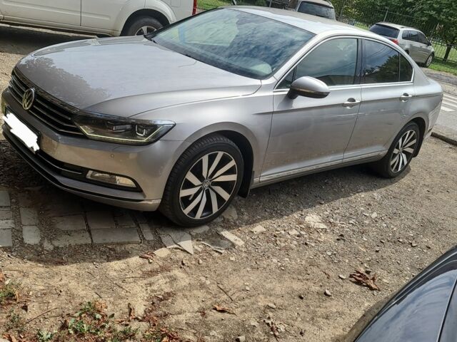 Серый Фольксваген Пассат, объемом двигателя 2 л и пробегом 300 тыс. км за 16900 $, фото 1 на Automoto.ua