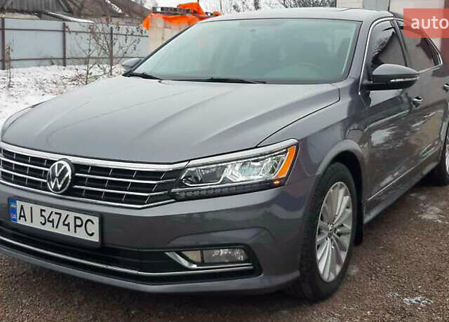 Серый Фольксваген Пассат, объемом двигателя 1.8 л и пробегом 120 тыс. км за 15000 $, фото 1 на Automoto.ua