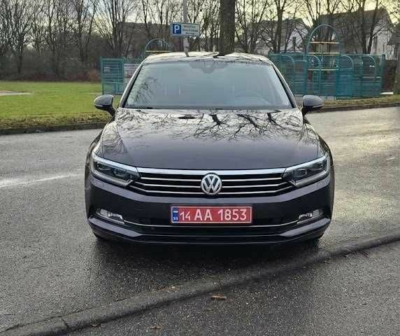 Серый Фольксваген Пассат, объемом двигателя 2 л и пробегом 200 тыс. км за 11900 $, фото 1 на Automoto.ua