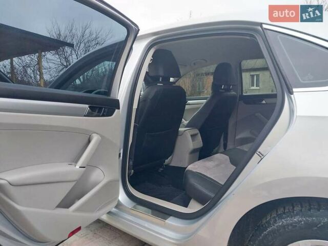 Серый Фольксваген Пассат, объемом двигателя 1.8 л и пробегом 152 тыс. км за 12000 $, фото 1 на Automoto.ua