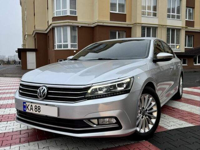 Серый Фольксваген Пассат, объемом двигателя 1.8 л и пробегом 150 тыс. км за 14550 $, фото 1 на Automoto.ua