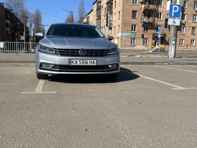Серый Фольксваген Пассат, объемом двигателя 1.8 л и пробегом 145 тыс. км за 13550 $, фото 1 на Automoto.ua