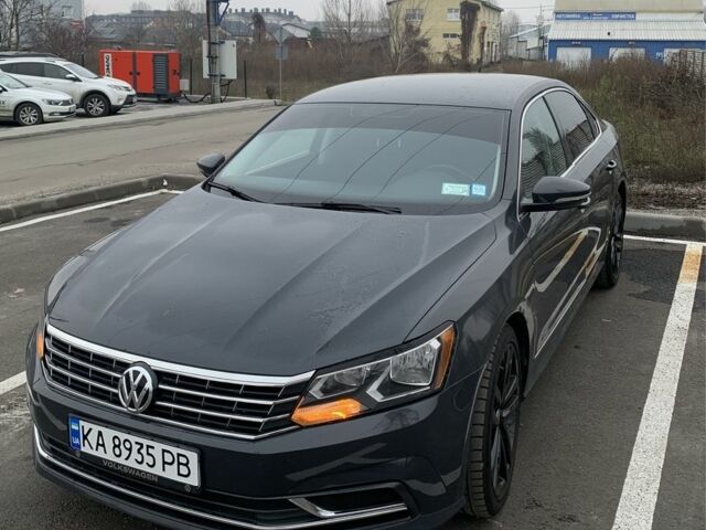 Серый Фольксваген Пассат, объемом двигателя 1.8 л и пробегом 122 тыс. км за 11000 $, фото 1 на Automoto.ua