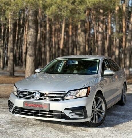 Сірий Фольксваген Пассат, об'ємом двигуна 1.8 л та пробігом 149 тис. км за 13500 $, фото 1 на Automoto.ua