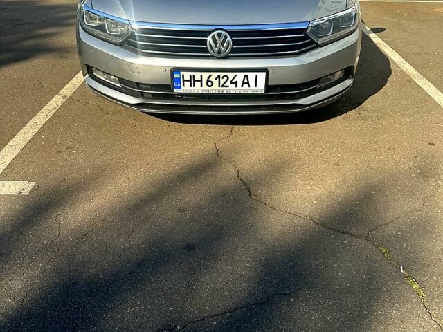 Серый Фольксваген Пассат, объемом двигателя 2 л и пробегом 225 тыс. км за 16900 $, фото 1 на Automoto.ua