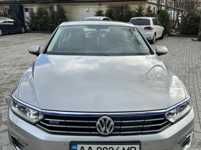 Серый Фольксваген Пассат, объемом двигателя 1.4 л и пробегом 207 тыс. км за 16499 $, фото 1 на Automoto.ua