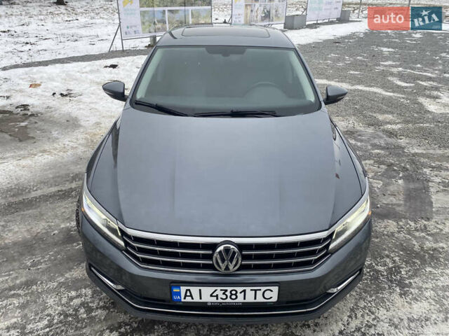 Серый Фольксваген Пассат, объемом двигателя 1.8 л и пробегом 206 тыс. км за 13900 $, фото 1 на Automoto.ua
